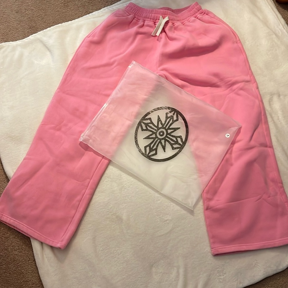 Righteous Clothing. Pink Small Sweatpants.